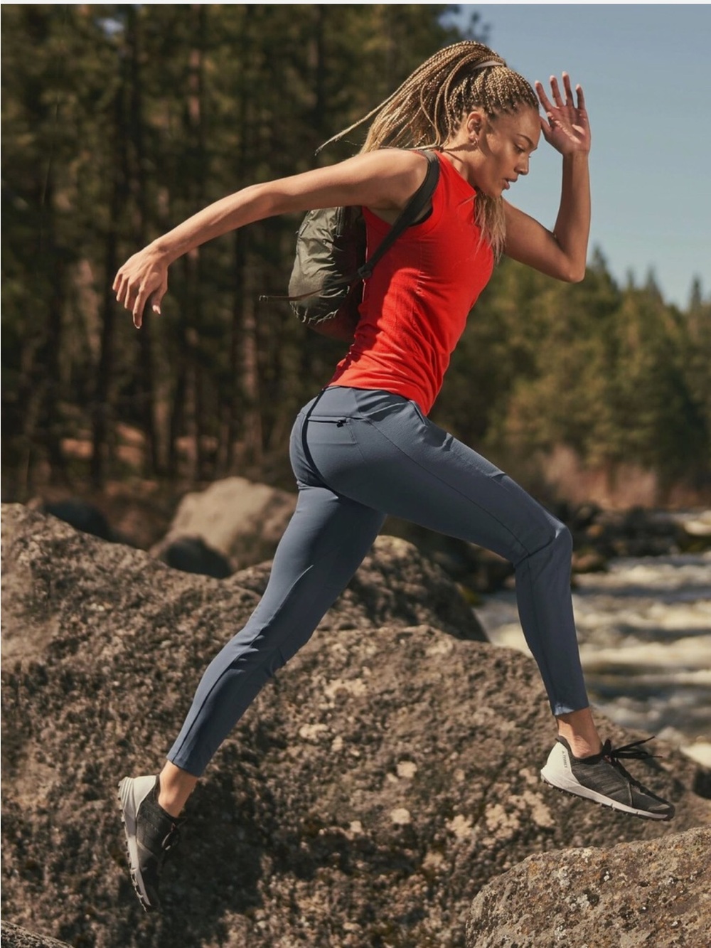 ATHLETA Headlands Hybrid Trek tight